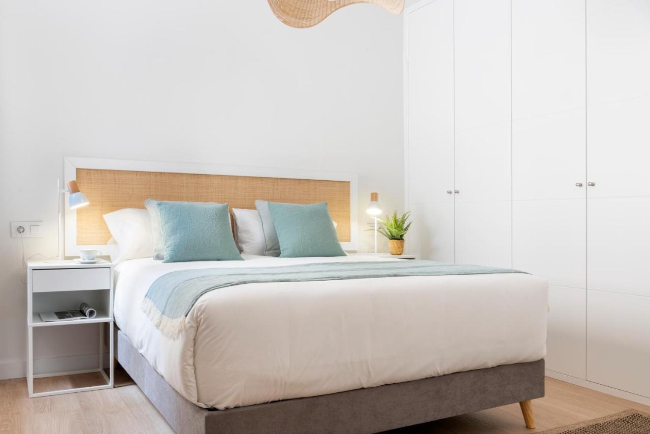 Magno Apartments Castelar Seville Ngoại thất bức ảnh