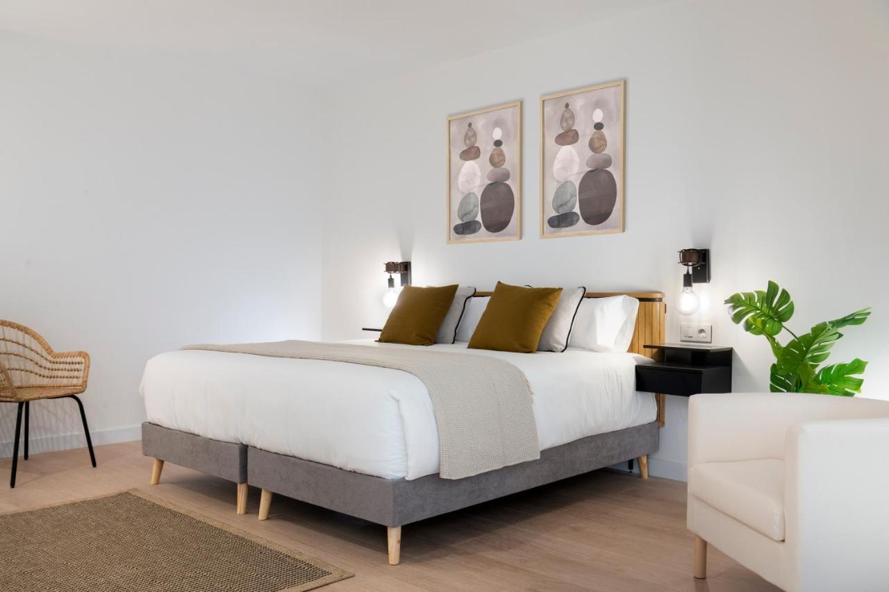 Magno Apartments Castelar Seville Ngoại thất bức ảnh