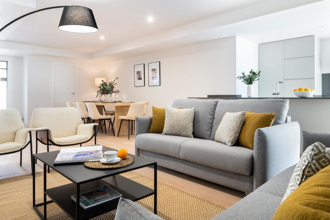 Magno Apartments Castelar Seville Ngoại thất bức ảnh