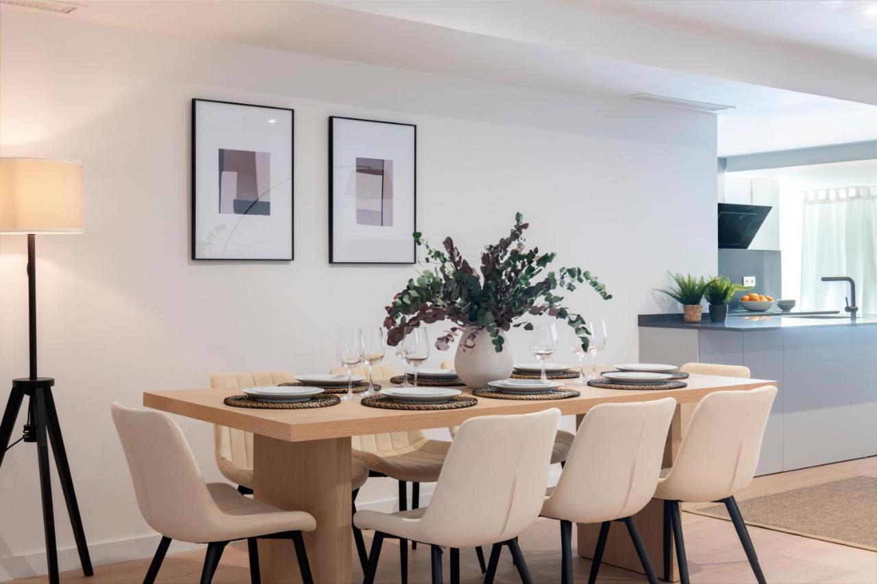 Magno Apartments Castelar Seville Ngoại thất bức ảnh