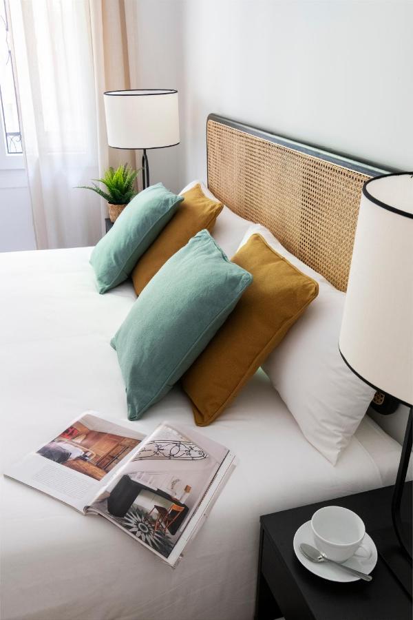 Magno Apartments Castelar Seville Ngoại thất bức ảnh